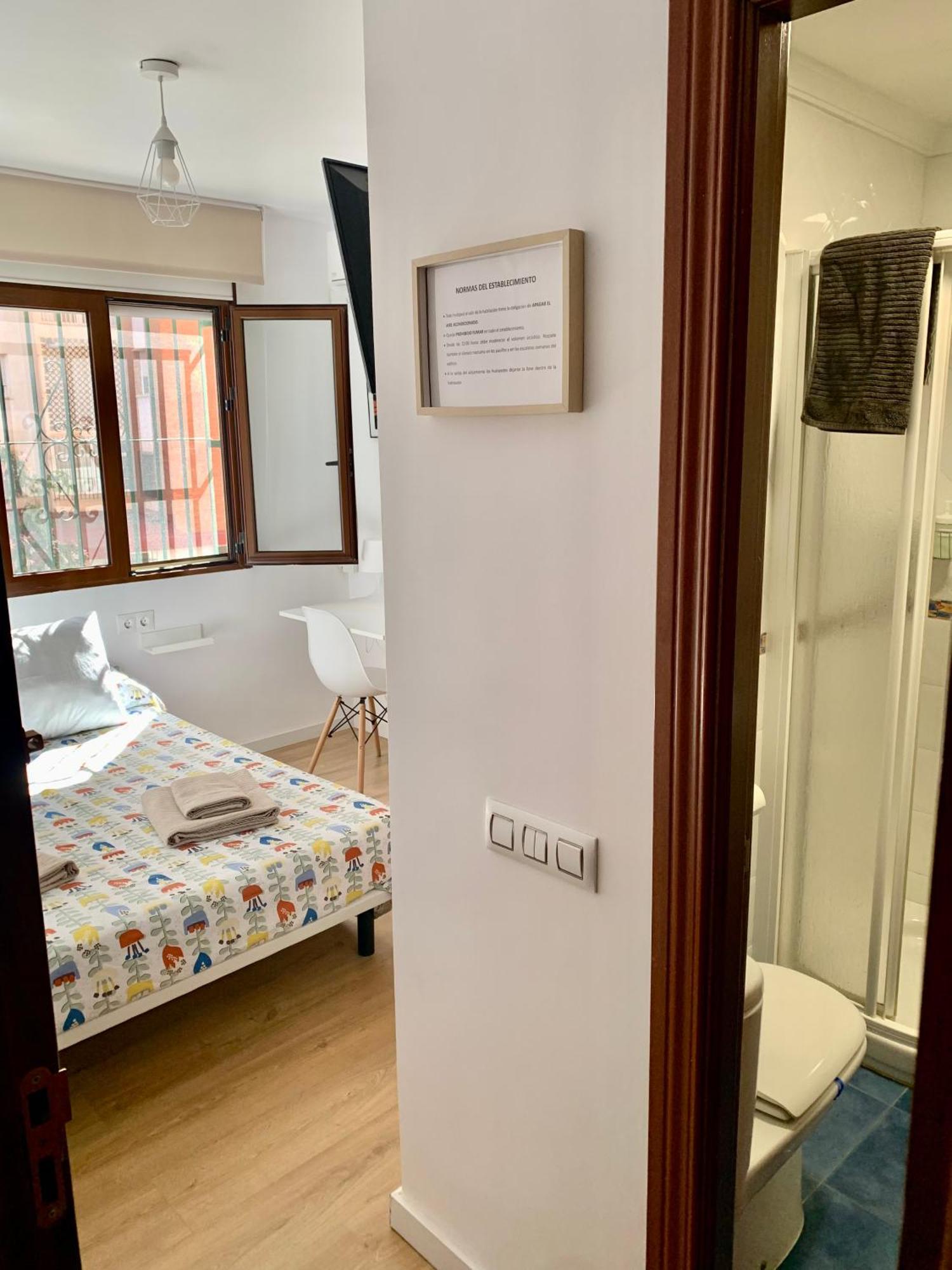 Habitacion Gonzalez Malaga Exterior photo