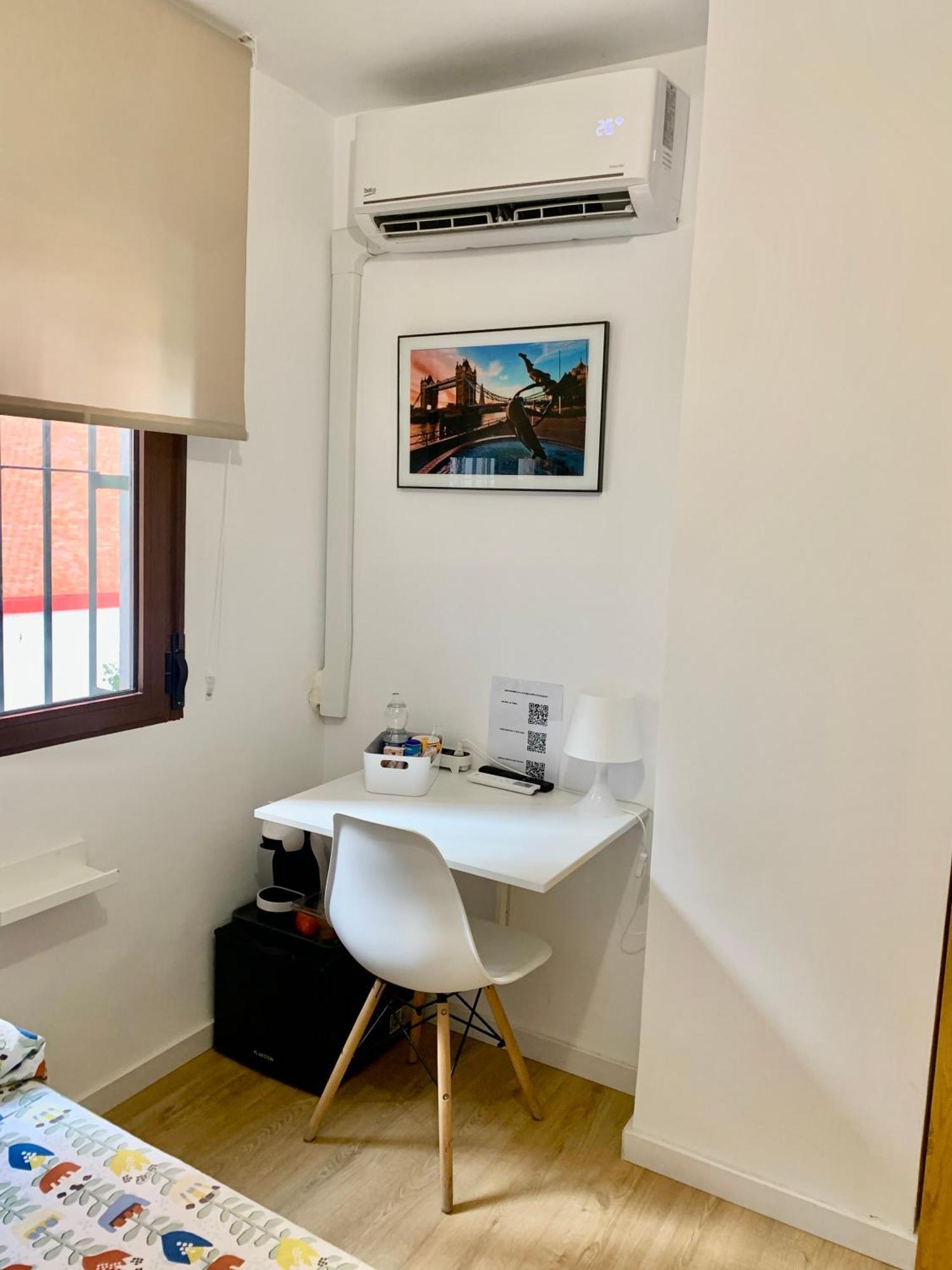Habitacion Gonzalez Malaga Exterior photo